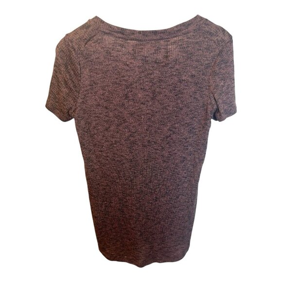 Haute Monde Mauve Short Sleeve Knit Top Medium Pocket Slit Sides Stretch NWT - Picture 5 of 8